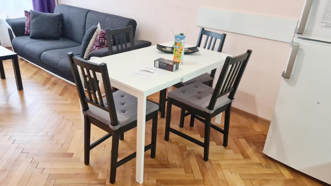 Lovely City Center 1Bd, 1Bt Apartment Σόφια Εξωτερικό φωτογραφία