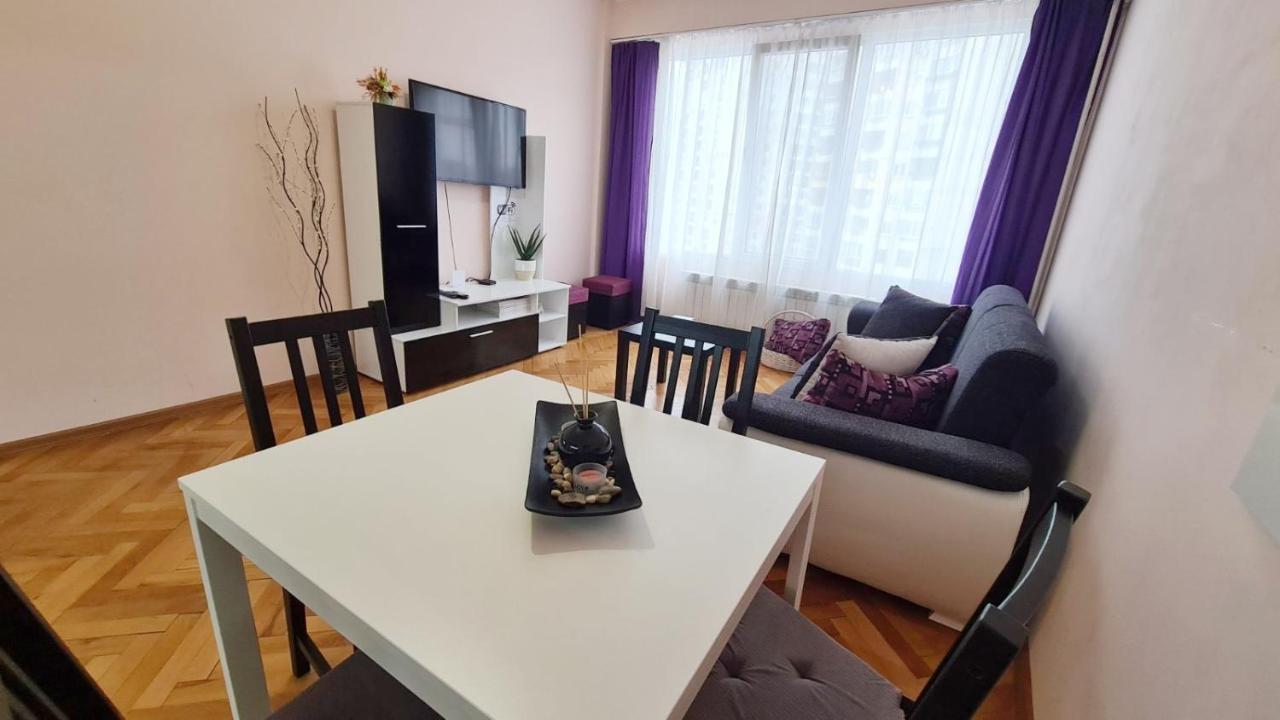 Lovely City Center 1Bd, 1Bt Apartment Σόφια Εξωτερικό φωτογραφία